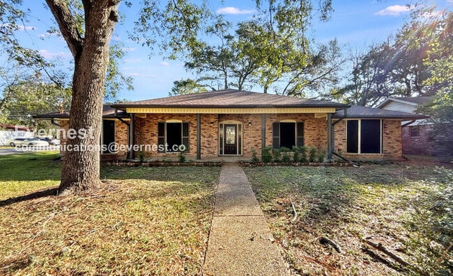 2101 Lamar Dr in Richmond, TX - Building Photo - Building Photo