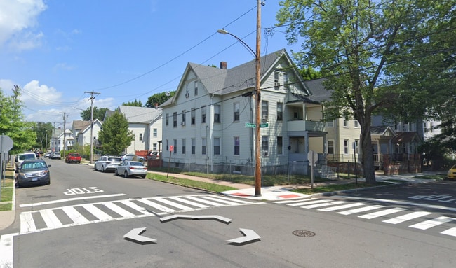 193 Chatham St, Unit Floor 2