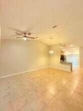 27 Pony Ln in Palm Coast, FL - Foto de edificio - Building Photo
