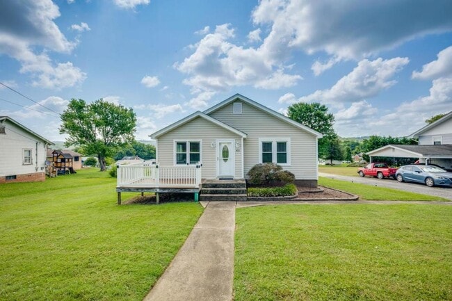 property at 4221 Maplewood St