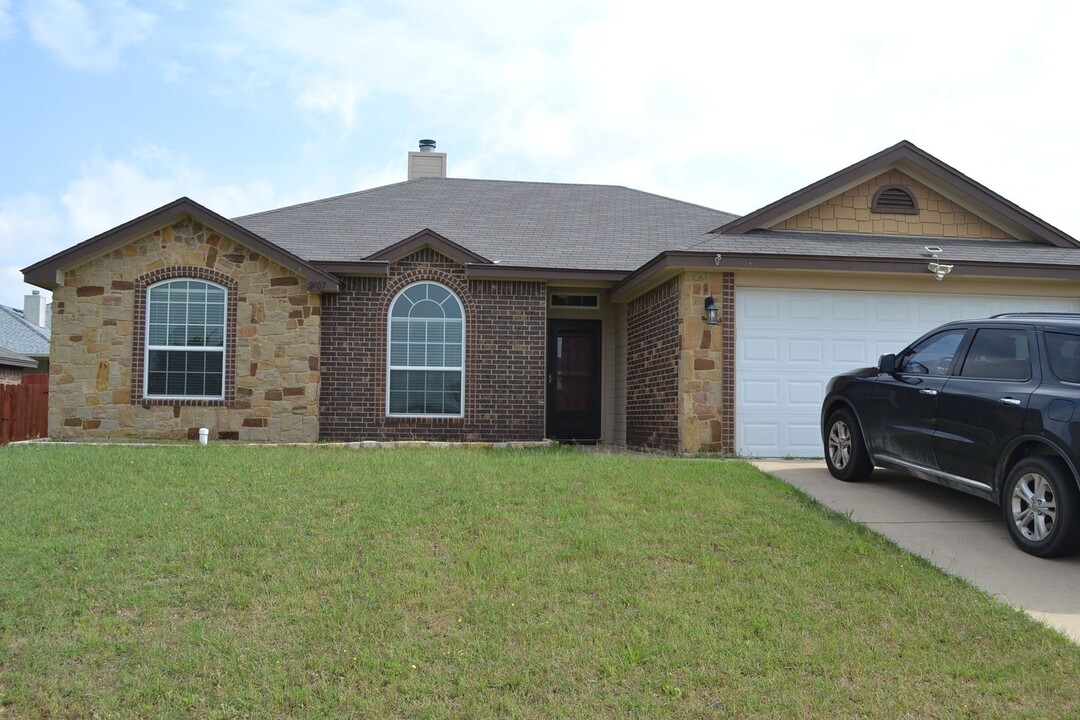 2907 Alamocitos Creek Dr in Killeen, TX - Foto de edificio