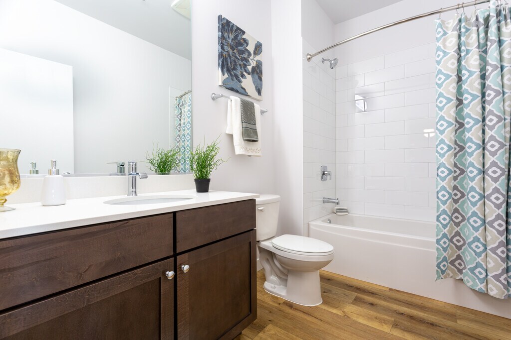 Panton Mill Station South Elgin, IL Apartments