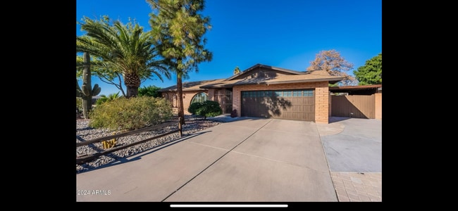 property at 5250 W Harmont Dr