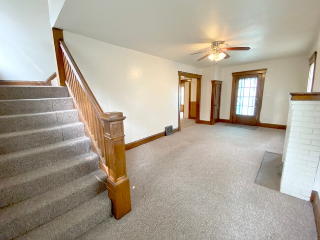 529 Clarendon Ave NW in Canton, OH - Building Photo - Building Photo