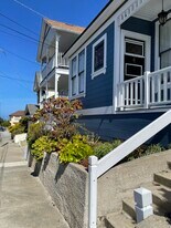 209 19th St in Pacific Grove, CA - Building Photo
