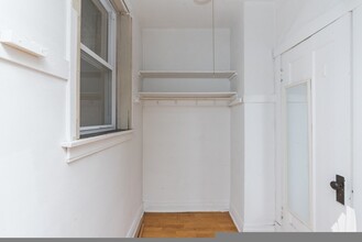 5137 N Wolcott Ave, Unit 5135-3 in Chicago, IL - Building Photo - Building Photo