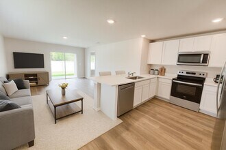 5039 Rocky Coast Pl in Palmetto, FL - Building Photo - Building Photo