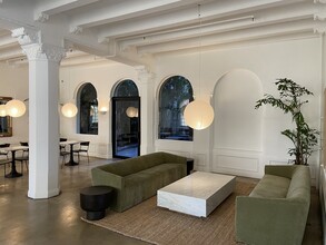 5225 Hollywood Blvd in Los Angeles, CA - Building Photo - Building Photo