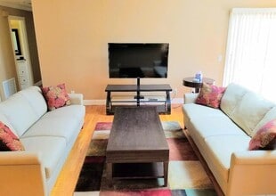 8280 Ibis St in Sarasota, FL - Foto de edificio - Building Photo