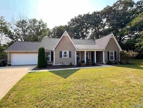 104 Kathy Cir in Madison, AL - Building Photo - Building Photo