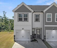 1071 Linsmore Ave in Grovetown, GA - Building Photo