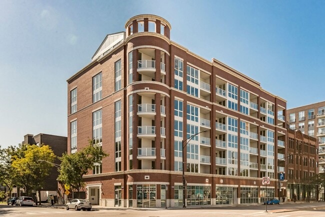 property at 1552 N North Park Ave