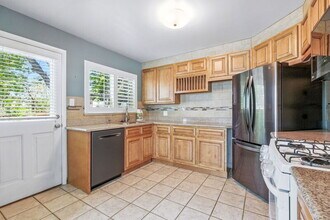 1761 S Filbert Ct in Denver, CO - Building Photo - Building Photo