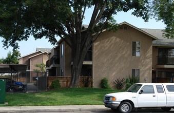 Stone Canyon Condominiums in Lakeside, CA - Building Photo - Building Photo