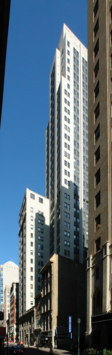 Aria the Condominium in Philadelphia, PA - Building Photo