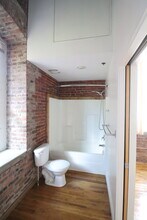 1350 Rosa L Parks Blvd, Unit U246 Werthan Luxury Lofts in Nashville, TN - Foto de edificio - Building Photo