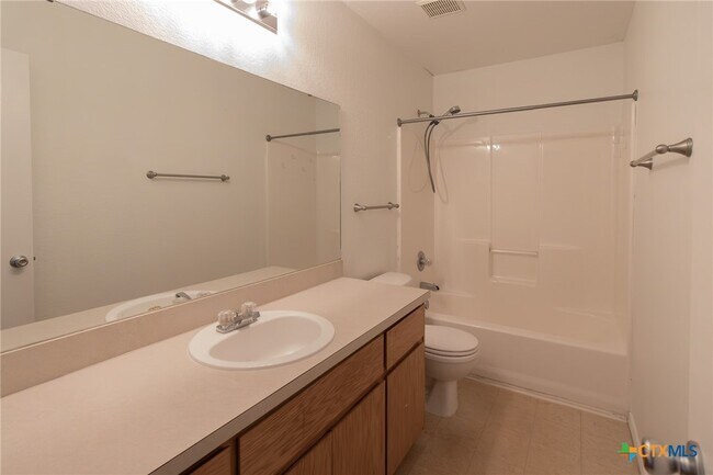 property at 4507 Aspen Dr