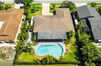13916 Wellesford Way in Tampa, FL - Building Photo - Building Photo