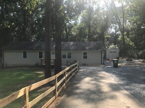 189 Fox Pl in Canton, GA - Building Photo - Building Photo