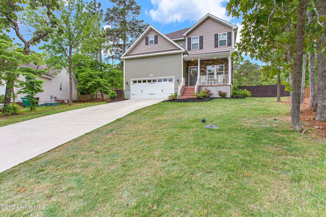 12 Ruby Ln in Pinehurst, NC - Building Photo