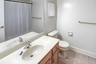 Court Royale in Schenectady, NY - Foto de edificio - Building Photo