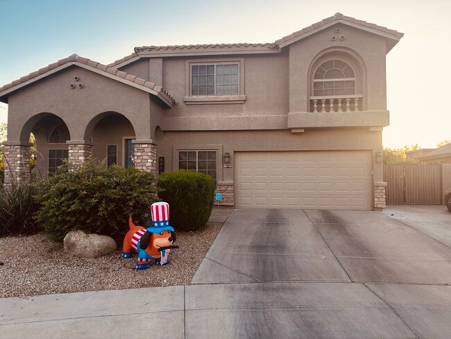 property at 4866 S Emery Cir