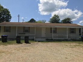103 Stevens St in Longview, TX - Building Photo