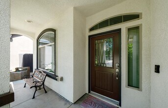 6712 Lucas Dr in Fresno, CA - Building Photo - Building Photo