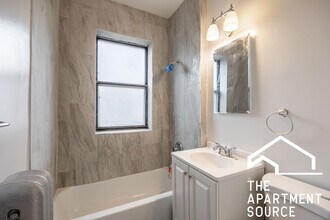 7724 N Marshfield Ave in Chicago, IL - Building Photo - Building Photo