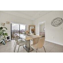 8045 NW 104th Ave in Doral, FL - Building Photo - Building Photo