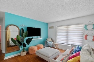 2772 NE Spruce Ridge Ave in Jensen Beach, FL - Building Photo - Building Photo