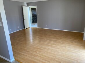 641 Warne St, Unit B in La Habra, CA - Building Photo - Building Photo