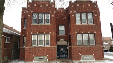 8157 S Throop St in Chicago, IL - Foto de edificio - Building Photo