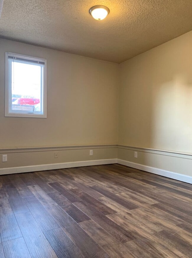 3211 N 6th St in Minneapolis, MN - Building Photo - Building Photo