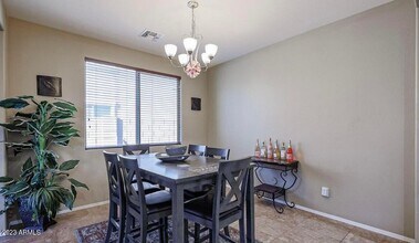 12217 W Chase Ln in Avondale, AZ - Building Photo - Building Photo