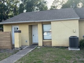 12166 Sandal Creek Way in Orlando, FL - Building Photo