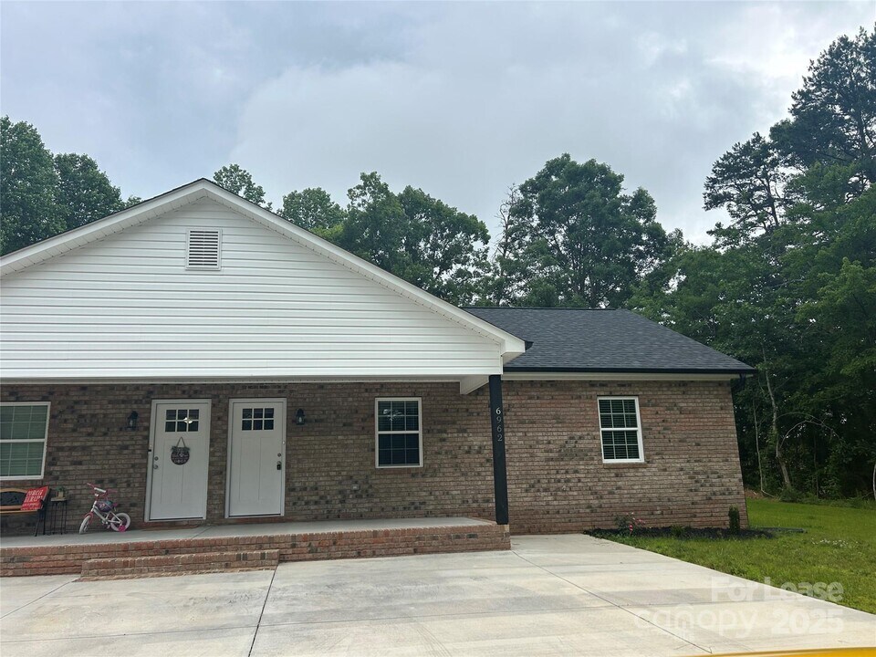 6962 NC-27 in Vale, NC - Building Photo