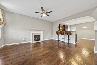 1300 Riverbirch Way in Nashville, TN - Building Photo - Building Photo