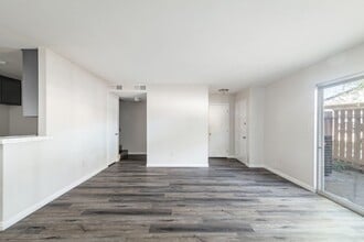 2300 S Hacienda Blvd in Hacienda Heights, CA - Building Photo - Building Photo