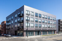 Bucktown Gateway in Chicago, IL - Foto de edificio - Building Photo