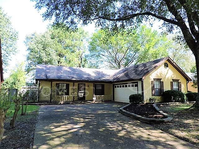 6346 Bent Oak Ln