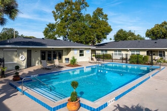 Sorrento in Winter Park, FL - Foto de edificio - Building Photo