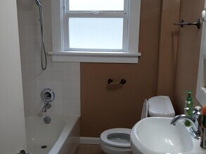 3137 Boston Ave in Oakland, CA - Foto de edificio - Building Photo