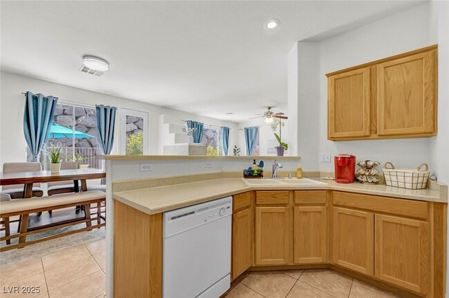 725 Principle Point Ave in Henderson, NV - Building Photo - Building Photo