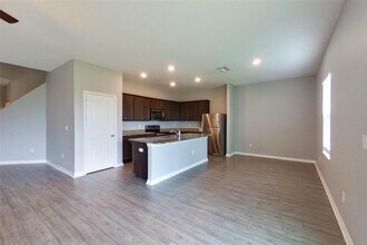 30084 Fedora Cir in Brooksville, FL - Building Photo - Building Photo