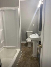 732 Warren St photo'