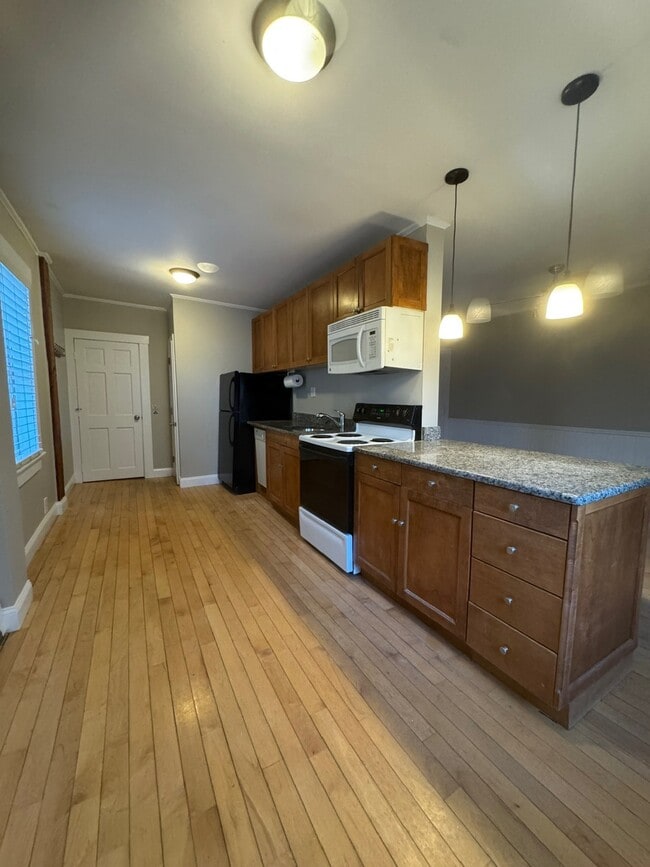 2-12 Herbert St in Salem, MA - Building Photo - Building Photo