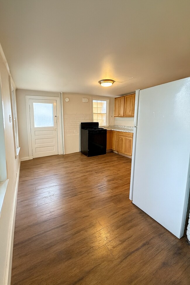 496 3rd Ave, Unit #1 in Troy, NY - Foto de edificio - Building Photo