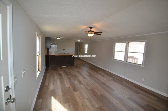 11049-11051 Stephens Rd in North Bend, OH - Building Photo - Building Photo