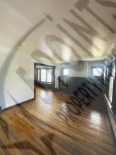 2774 E 117th St in Cleveland, OH - Building Photo - Building Photo